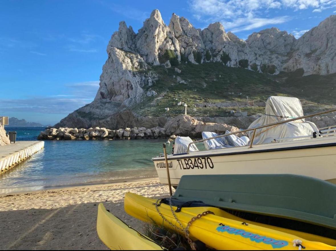 La Flibuste des Goudes: Calanques Seaside Retreat with Gardens Villa Marseille Exterior photo